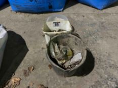 Quantity nuts and bolts