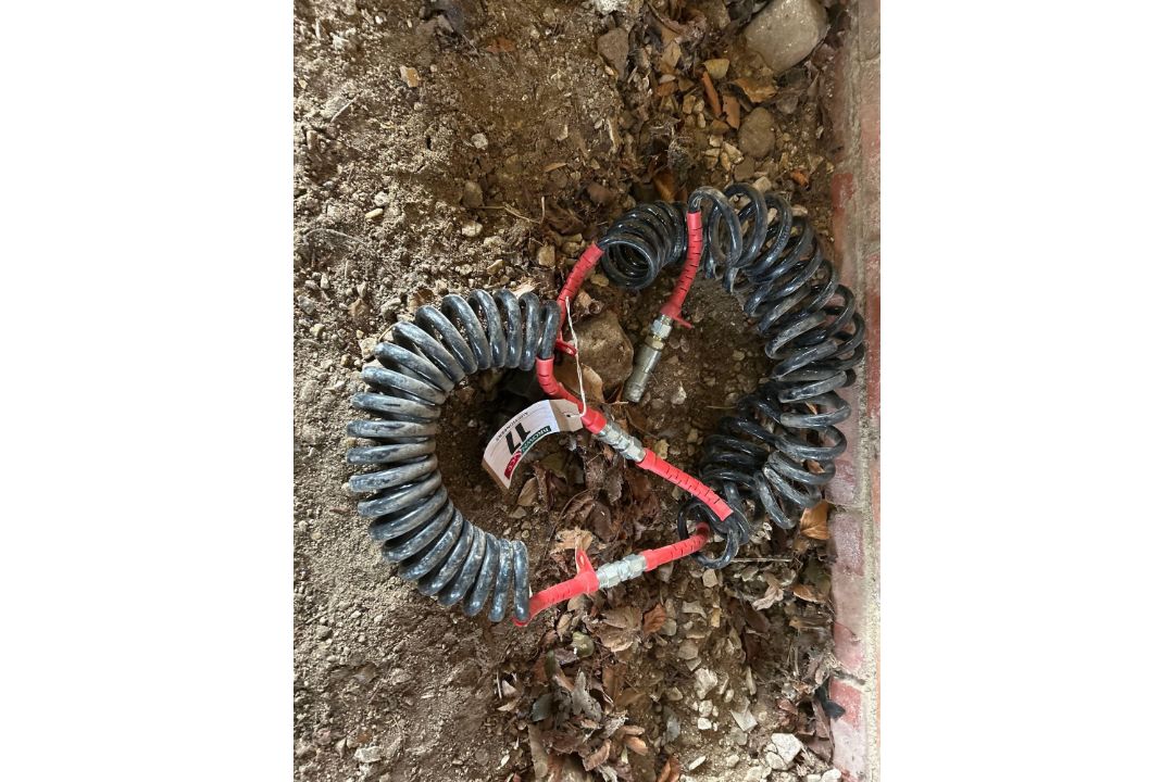 3No air lines