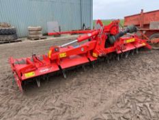 2014 Kuhn HR5004DR 5m power harrow with rear crumbler, hydraulic folding. Serial No: 10202. NB: Manu