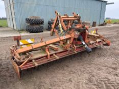 Lely 4m power harrow with rear crumbler and linkage NB: Manual in Office