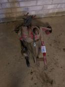 Small electric hedgecutter NB: Manual in Office