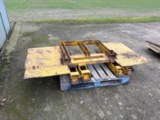 Thompson 4No tine vegetable box mover, front bracket mounted