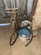 Quantity vintage sundries