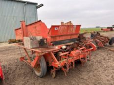 1986 Structural BV twin row potato planter. Serial No: 86 1174. NB: Manual in Office