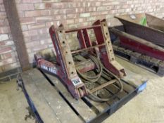 Farmforce bolt on front linkage NB: Manual in Office