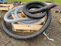 Quantity drill/seed hose