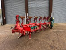 2018 Kverneland LO-85-300 Variomat 7 furrow (6+1) reversible plough, hydraulic vari-width, on land a