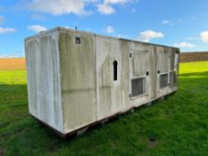 Woodwood self contained generator set 550Kva, spares or repair. NB: Sold in Situ, buyer to arrange l