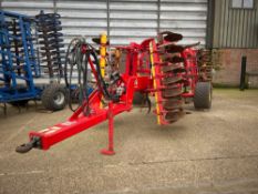 2017 Vaderstad Topdown 400 4m hydraulic folding cultivator with front discs, tines and rear discs an
