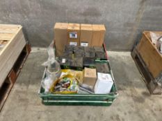 Quantity John Deere filters and spares
