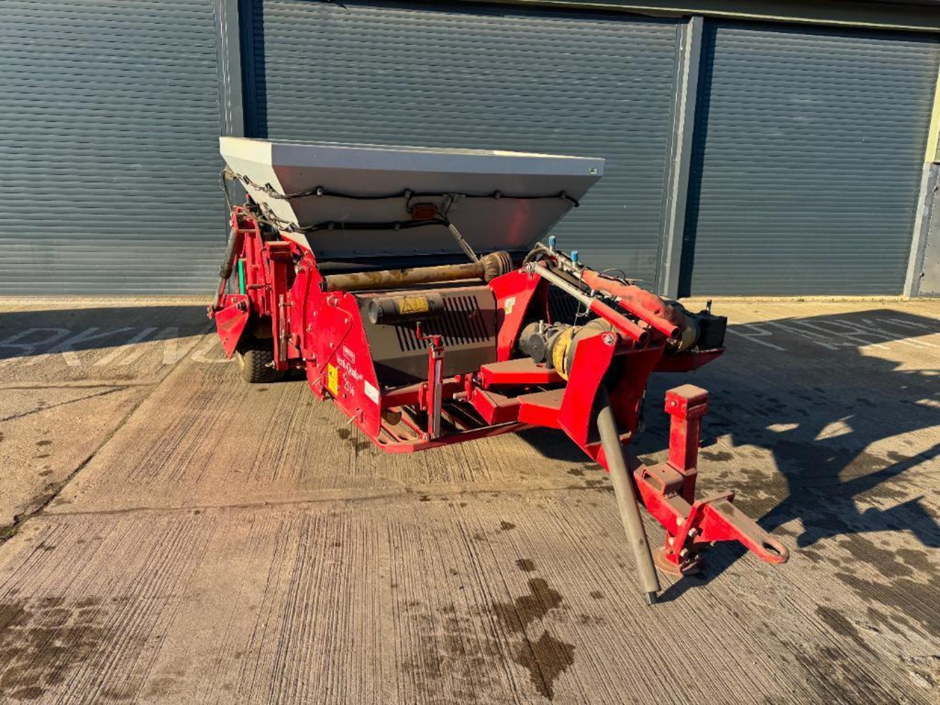Charterhouse Vibra-Sandmaster 1600 complete with Redexim Verti-Quake 2516. Sandmaster Serial No: C21 - Image 4 of 25