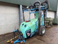 Berthoud WinAir 1000 vineyard sprayer, trailed single axle on 400/60R15.5 wheels and tyres