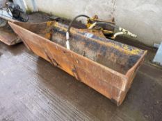 SEC 66inch hydraulic grading bucket, 65mm pins NB: Manual included
