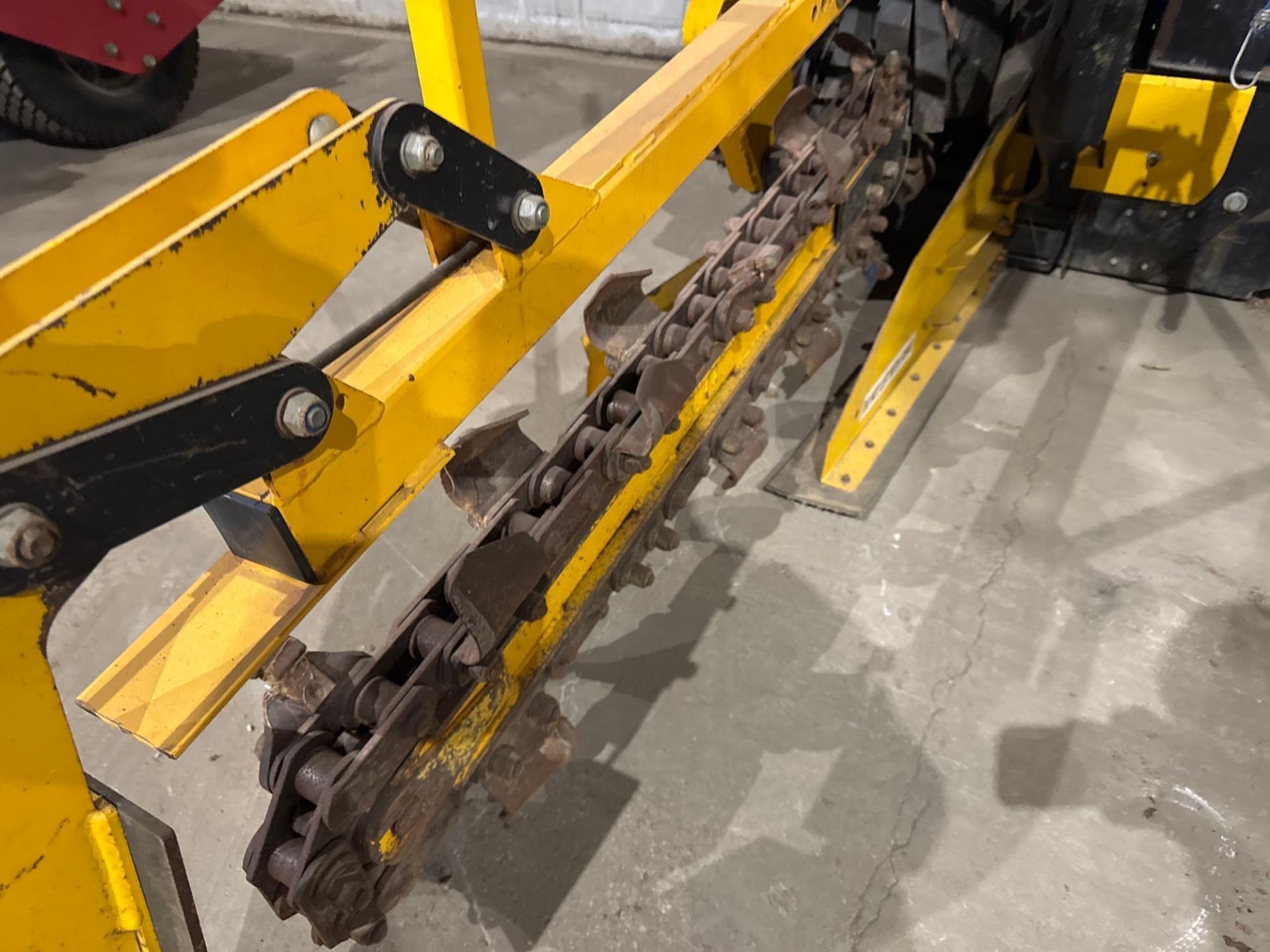2013 AFT 45 trencher with side dirt elevator, PTO driven. Serial No: R1586 ​​​​​​​NB: Manual include - Image 6 of 6