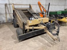 Cherrington 4500 XL beach cleaner / screener front and rear axle, rear levelling blade on turf wheel