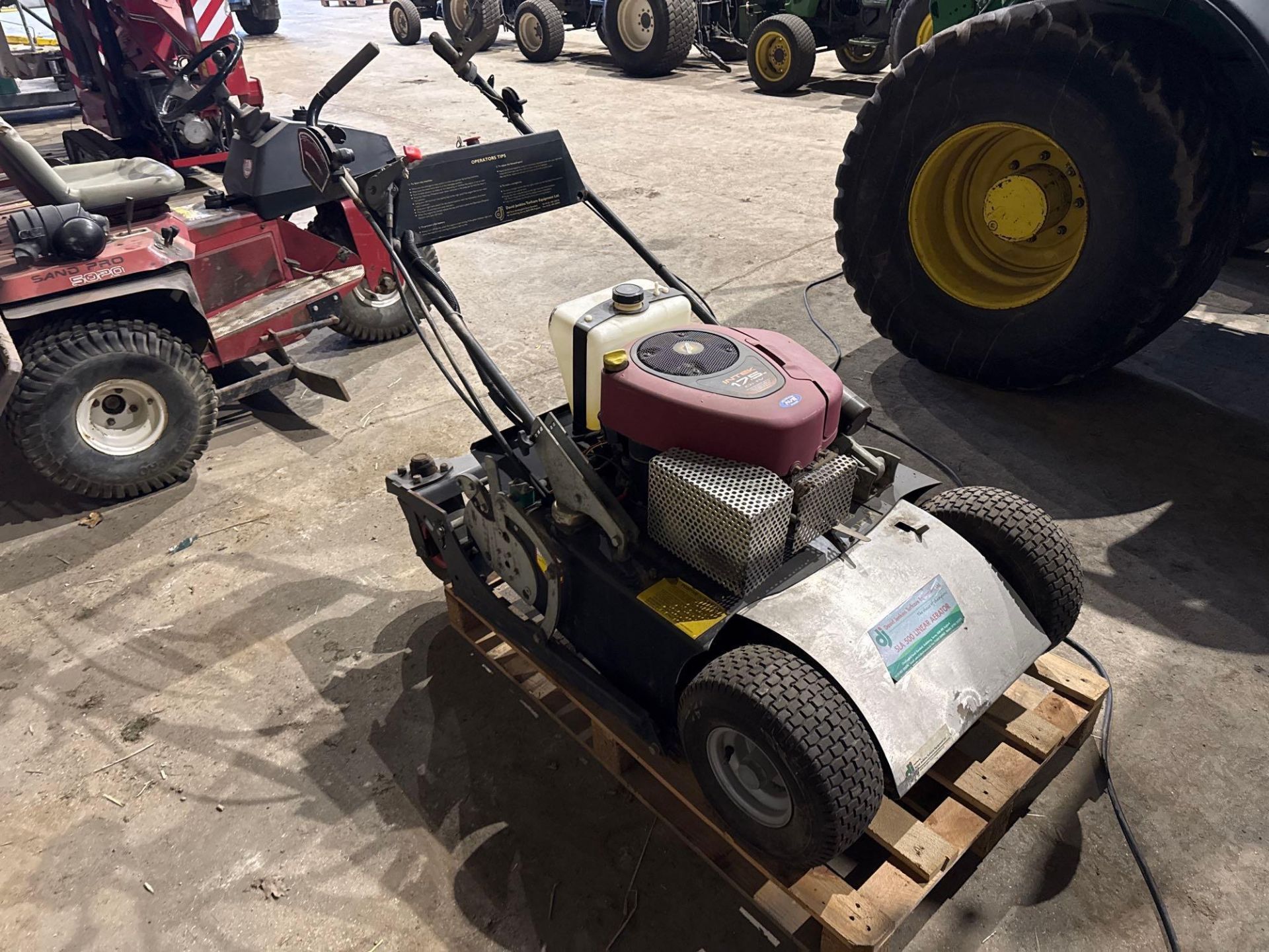 2003 David Jenkins SLA 500 Linear aerator with Intek 17.5hp Briggs & Stratton OHV engine with self-d - Image 6 of 8