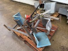 3No Clay pigeon traps, manually operated