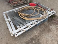 Aluminium gates to suit cattle lorry