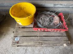 Quantity fencing wire