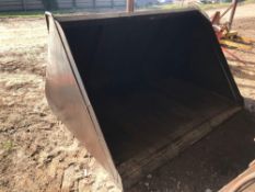 Arnold grain bucket with JCB Q-fit attachments