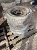 4No 215/80R15 wheels and tyres to suit Diahatsu