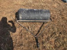 Water fill garden roll, trailed