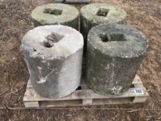 4No. concrete weights