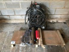 ARC welder. C/w sundries. Please note cables not included.