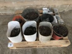 Quantity nuts, bolts and nails etc