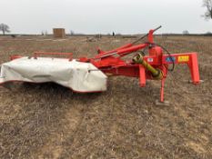 1998 Kuhn disc mower conditioner. Requires reconditioning. Serial No: BO690. Manual and additional u