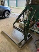 Engine Hoist - (Norfolk)