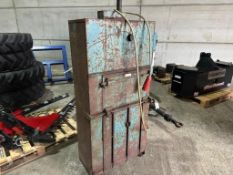 Fertiliser bag compressor, 3 phase