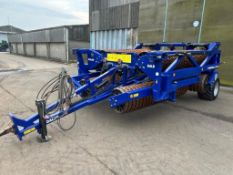 2021 Dal.bo 12.3m power roll hydraulic folding Cambridge rolls. Serial No: 107932. On farm from new