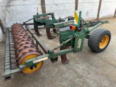 Cousins V-Form - (Norfolk)