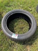 Single 275/40R20 tyre NB: No VAT on this lot