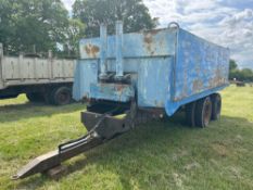 18ft flat bed trailer with metal tank, hydraulic tipping, twin axle on 9.00-20 wheels and tyres