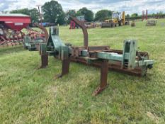 3 leg pan buster with rear crumbled, linkage mounted