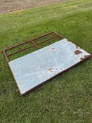 2No metal gates 175cm x 150cm