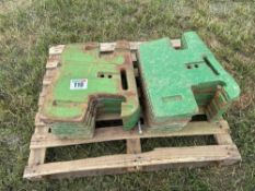 14No John Deere 50kg wafer weights