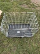 Medium dog crate. NB: No VAT on this lot
