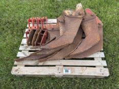 6No Massey Ferguson Superflow legs