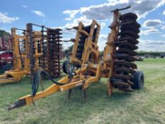 Simba Double Press 5.5m with leading tines, hydraulic folding. Serial No: 96460070