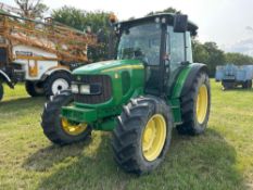 2007 John Deere 5820 40Kph Powerquad 4wd tractor with 3No manual spools, PTO, pick up hitch, air con