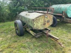 Single axle trailed bowser