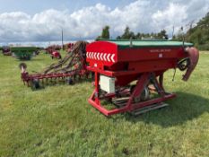 Weaving 6m hydraulic folding tine drill with tramline markers, pre-em markers and 2012 Weaving front