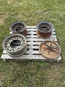 Quantity split rims with holders, ex military
