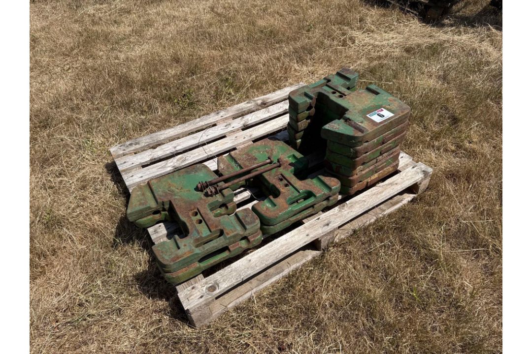 10No John Deere wafer weights - Image 1 of 2