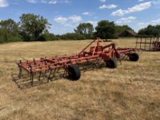 Techmagri 8m straw harrow, hydraulic folding with depth wheels