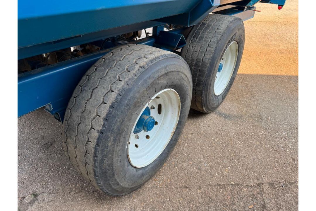 2000 AS Marston SAP 10t twin axle grain trailer with a manual tailgate and grain chute, fixed drawba - Image 11 of 20