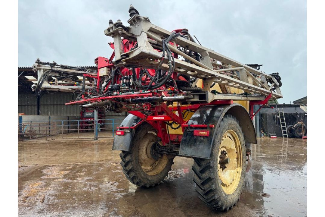 Landequip Intrac 5036 30m trailed sprayer with aluminium booms, 5,000l tank, 5No nozzle bodies, sect - Image 8 of 30